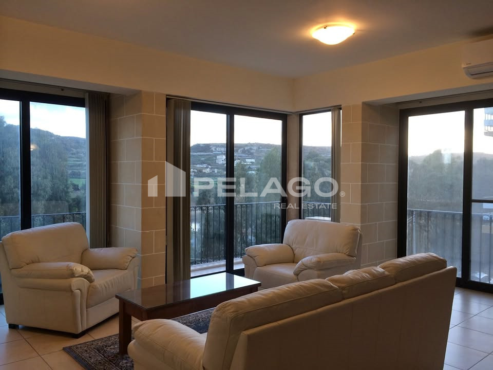 Apartment in Xemxija