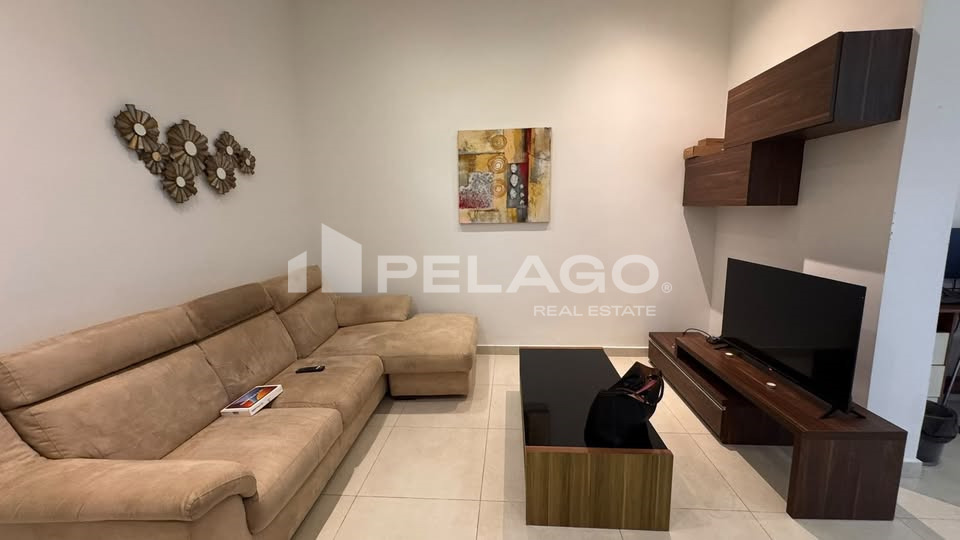 Solitary Maisonette in Sliema