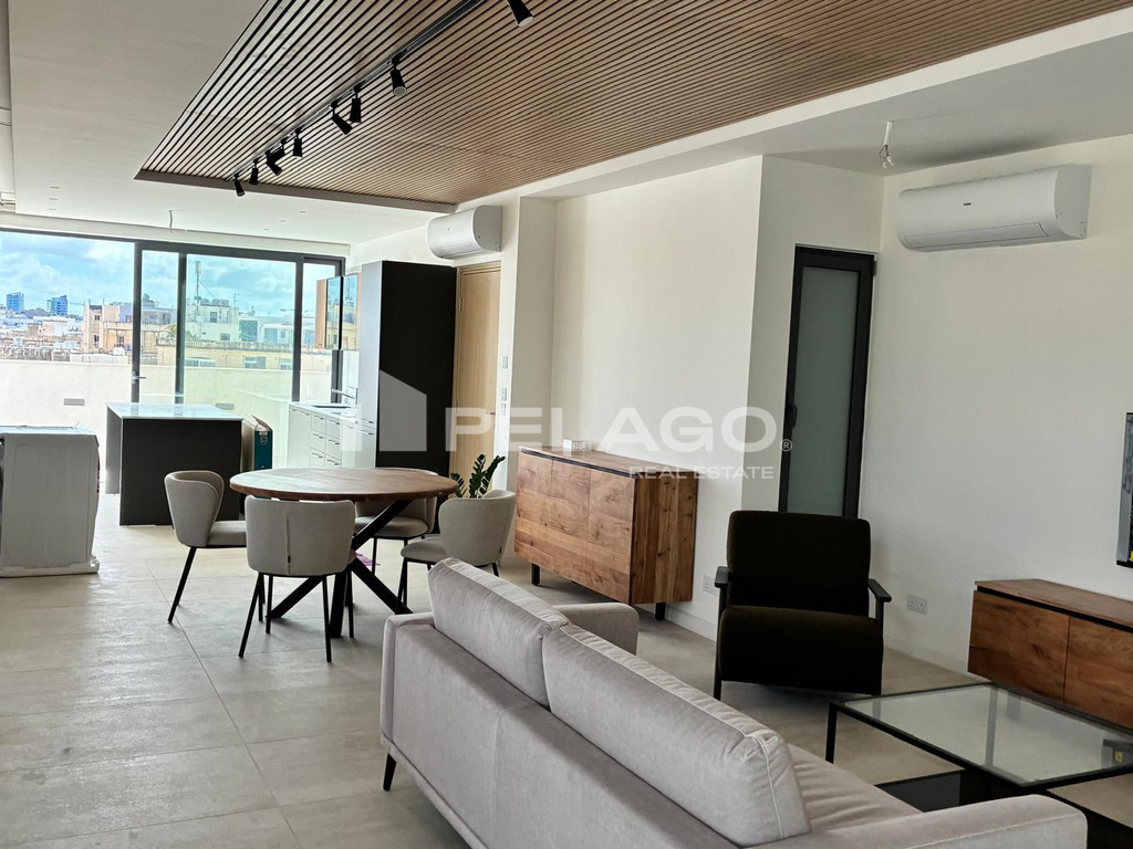 Penthouse in Sliema - Image 1