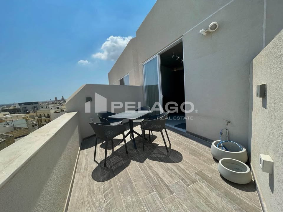 Penthouse in Santa Venera