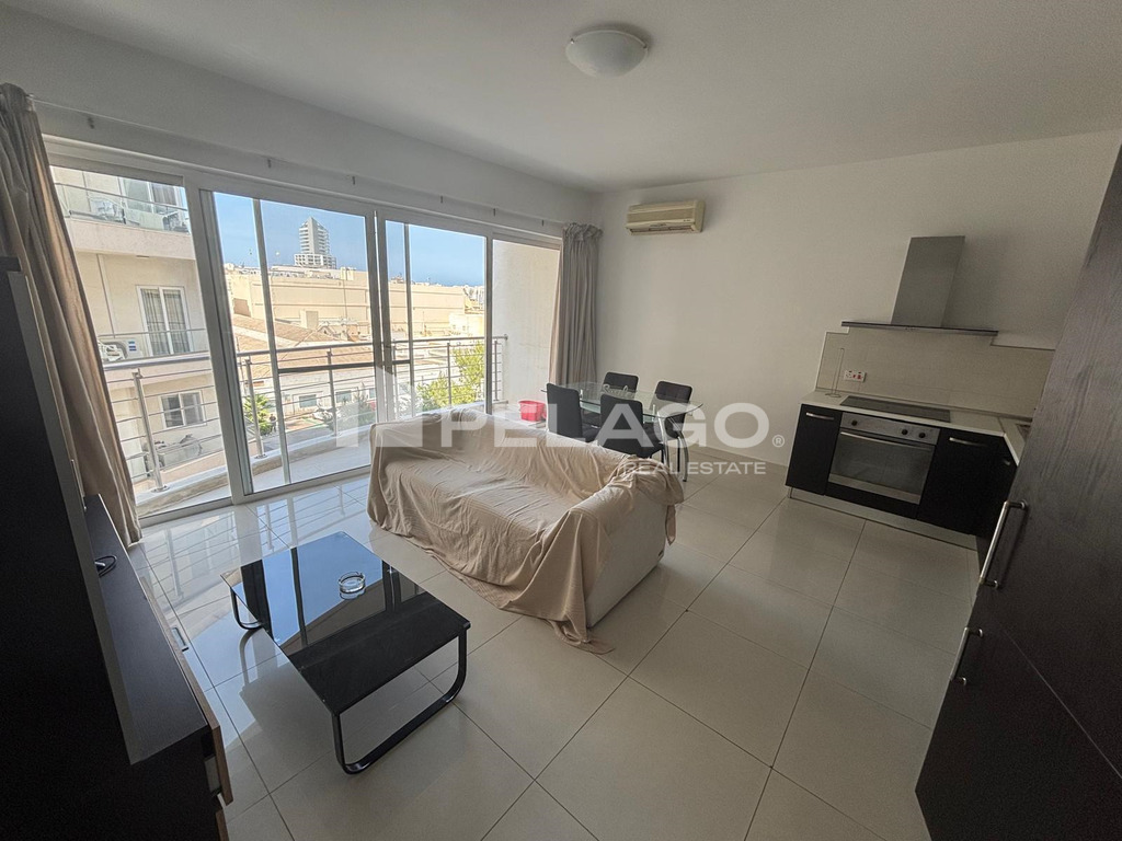 Apartment in Gzira - Image 1