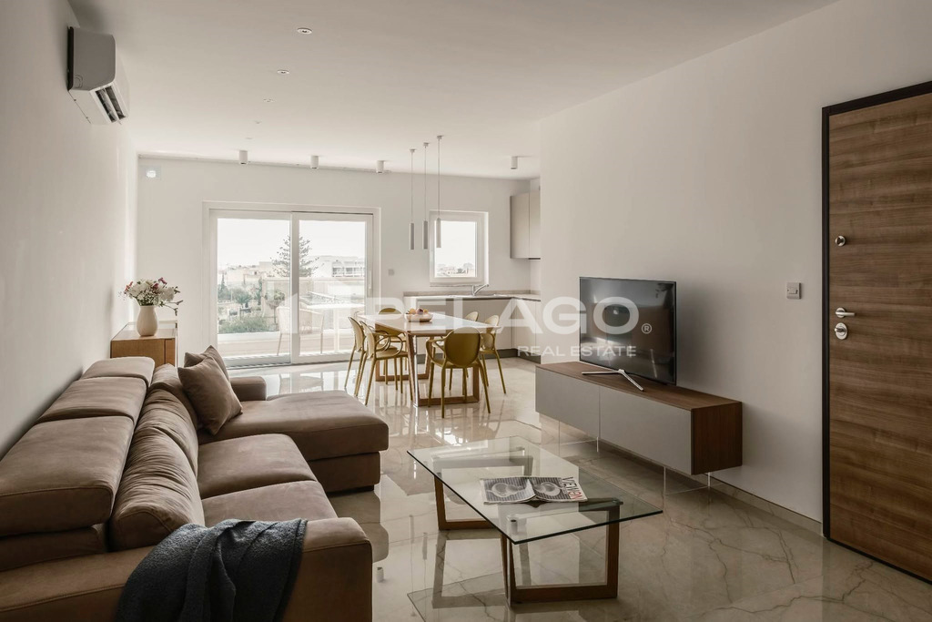 Apartment in Kappara - Image 1