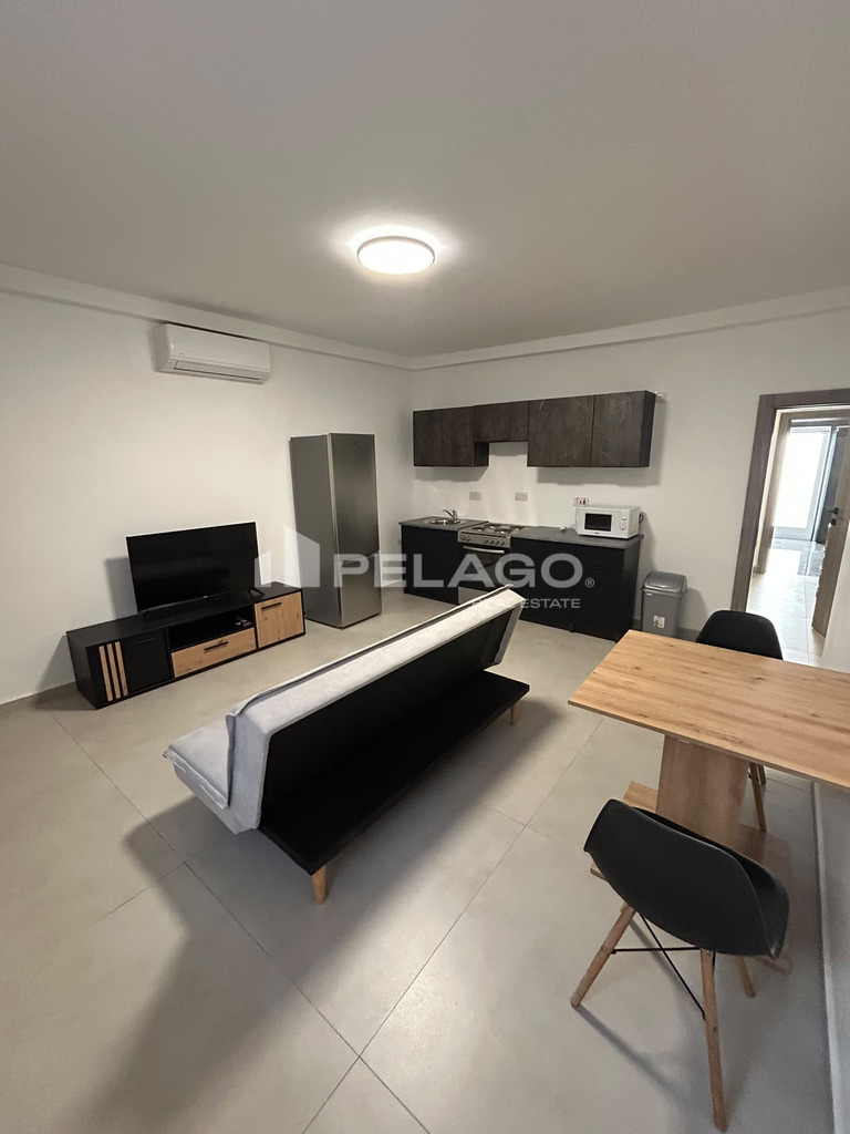 Solitary Maisonette in Hamrun