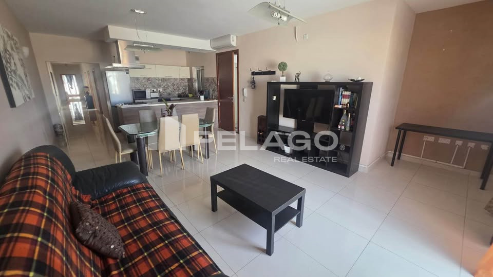 Penthouse in Santa Venera