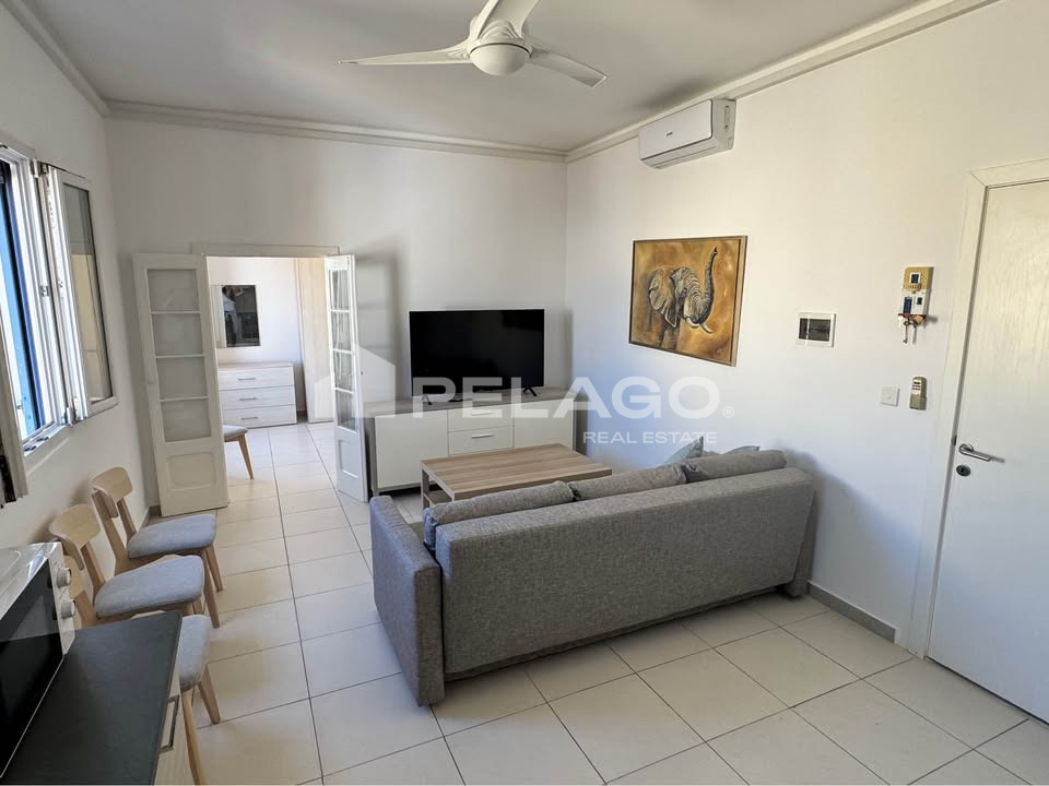 Solitary Maisonette in St Pauls Bay - Image 1